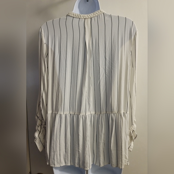 Boutique Bailey & Chloe top M - Picture 5 of 8